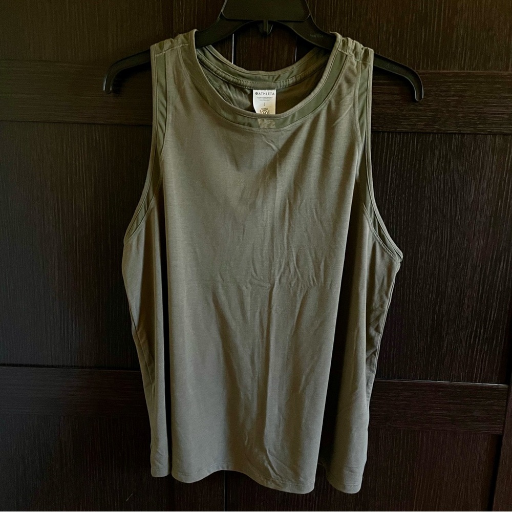 Athleta Ease In Mesh Tank Moss L